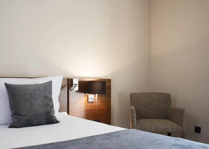 Casa Elliot 4*