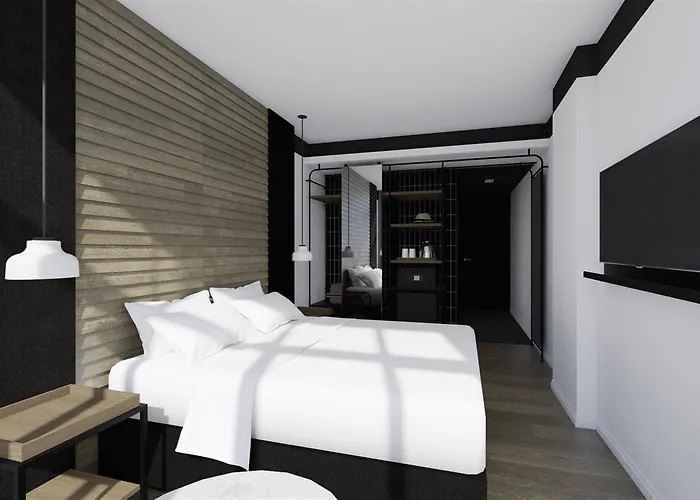 Casa Elliot 4*