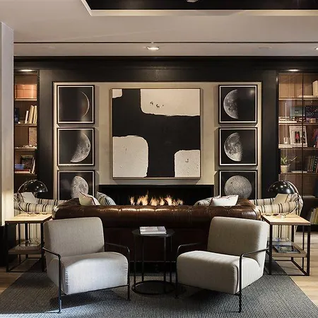 Casa Elliot Hotel 4*