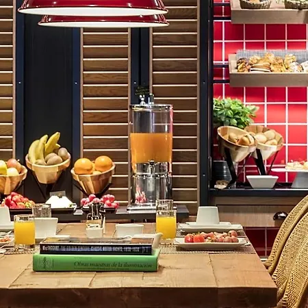 Casa Elliot 4* Βαρκελώνη