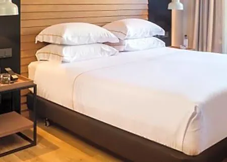 Casa Elliot 4*