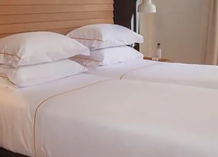 Casa Elliot 4*