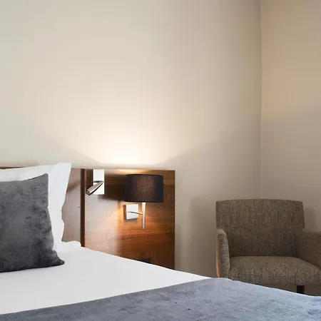 Casa Elliot Hotel 4*