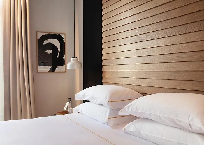 Casa Elliot Hotel 4*