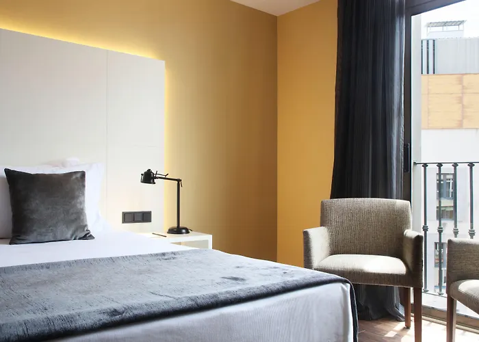 Casa Elliot 4*